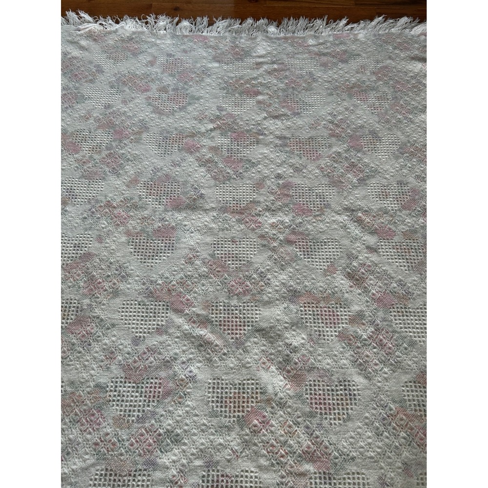 Vintage Reversible Woven Heart Throw Blanket White Pastel Pink Blue Fringe 48x57